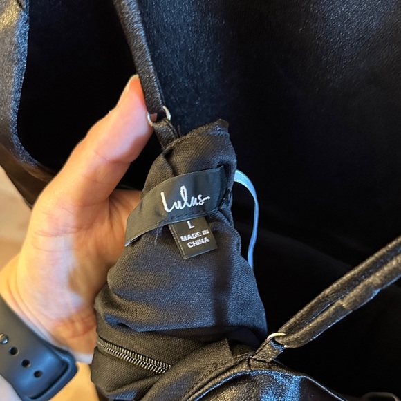 NWT Lulu's Dress - Kaisley black satin backless midi dress sz large - Picture 4 of 4